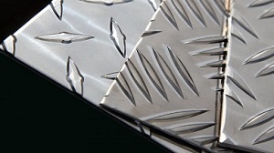 Лист нержавеющий рифленый